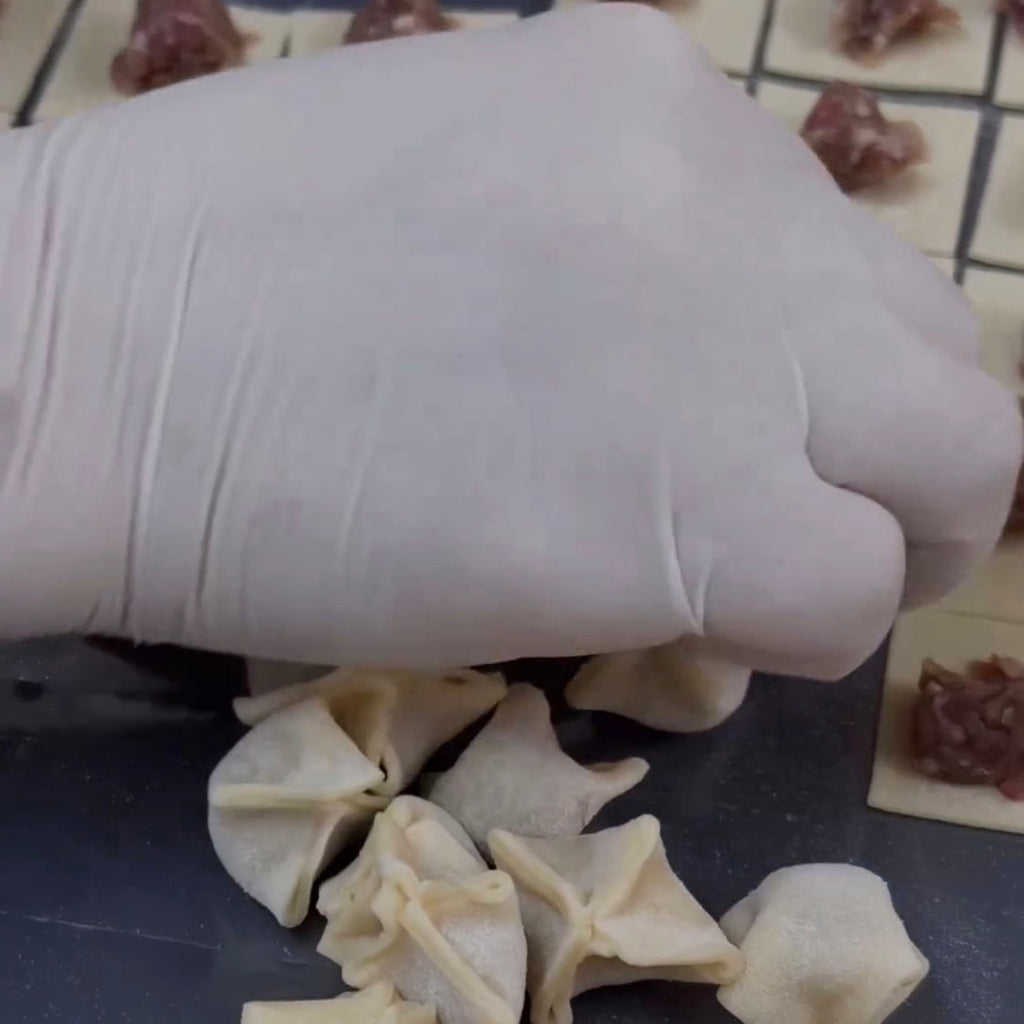 Bonvila Homemade El Acması Manti - Traditional Turkish Dumplings with Mince Meat